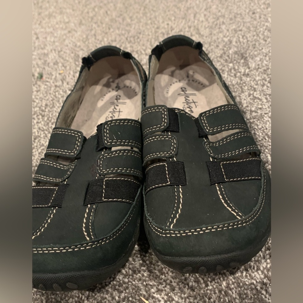 Womens Black Slip-on Shoes (8)
